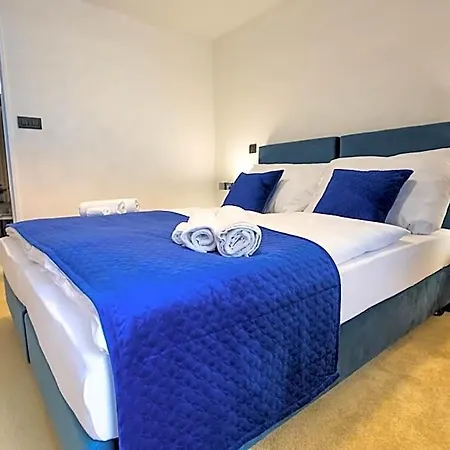 Golden Hotel 4*