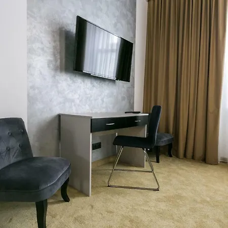 Hotel Golden 4*