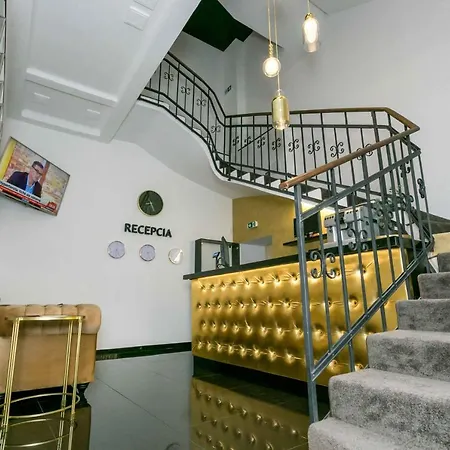 Golden Hotel 4*