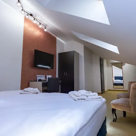 Hotel Golden