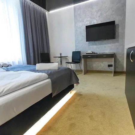 Golden Hotel 4*